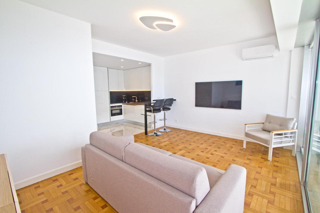 Appartamento Luxury Sea Front Promenade *